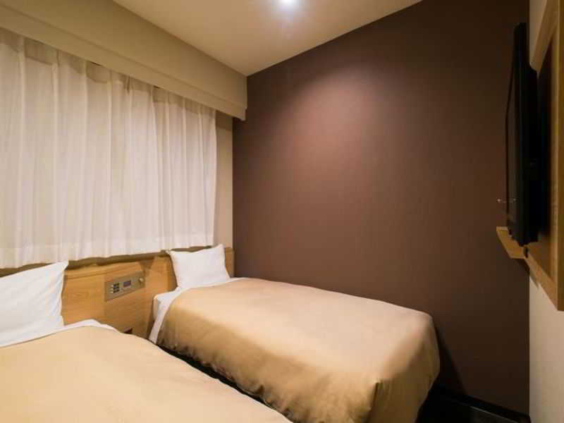 Via Inn Shin Osaka West Exterior photo